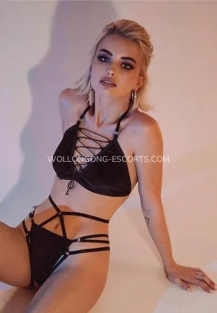 Wollongong escorts Klara — 3