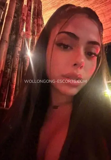 Wollongong escorts Kristin — 1