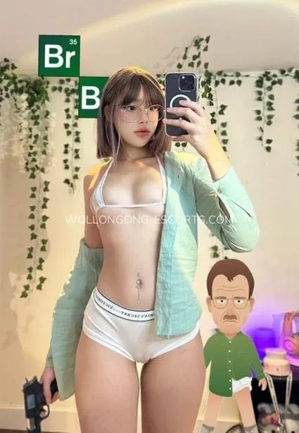 Wollongong escorts Taylor — 1