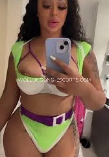 Wollongong escorts Katie — 3