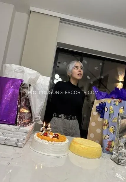 Wollongong escorts Yvonne — 3