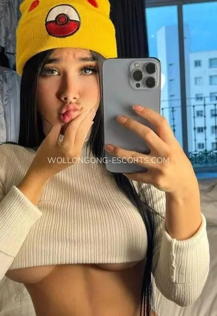 Wollongong escorts Lindsay — 2