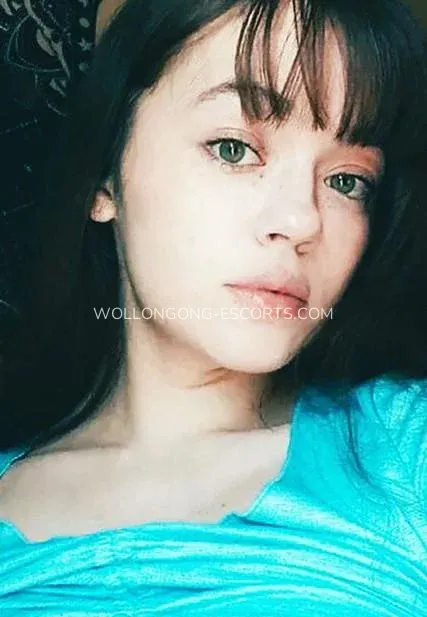 Wollongong escorts Valentina — 4