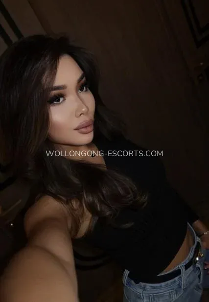 Wollongong escorts Arianna — 3