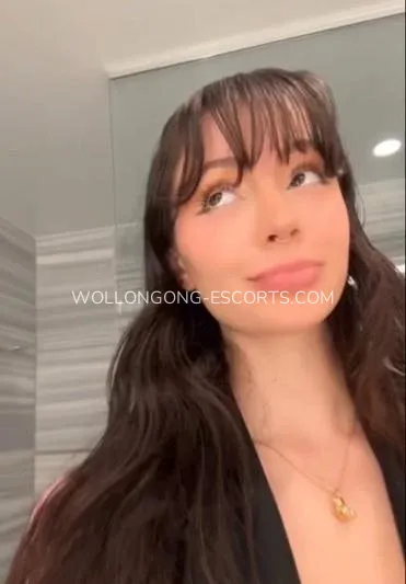 Wollongong escorts Amber — 1