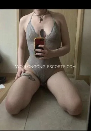 Wollongong escorts Rebecca — 4
