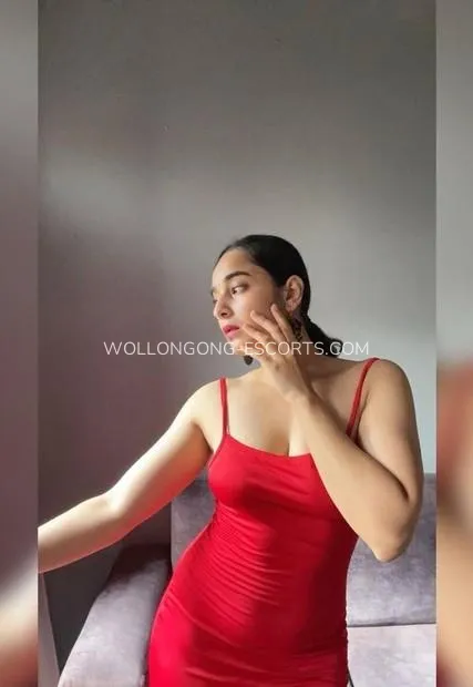 Wollongong escorts Camilla — 2