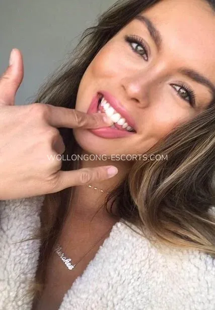 Wollongong escorts Ella — 4