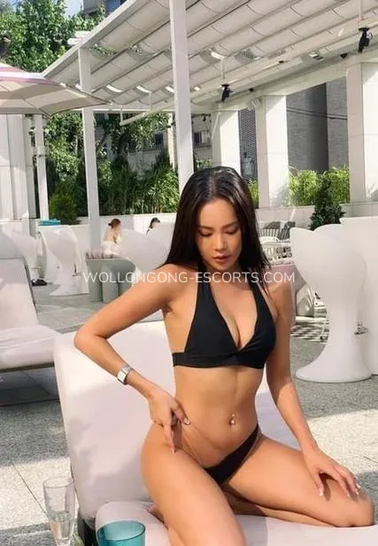 Wollongong escorts Lillian — 6