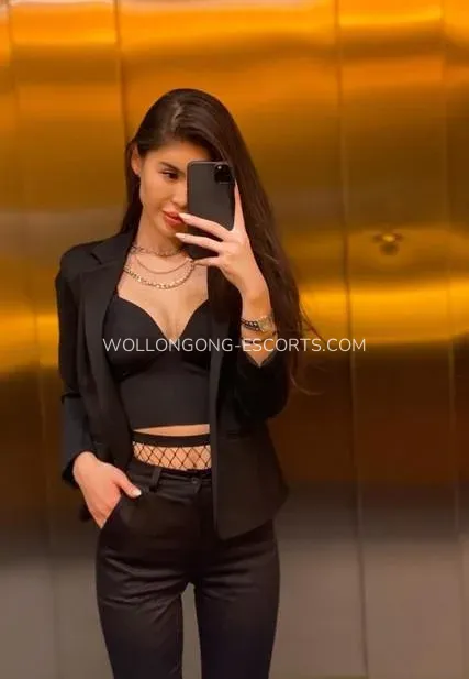 Wollongong escorts Maya — 4