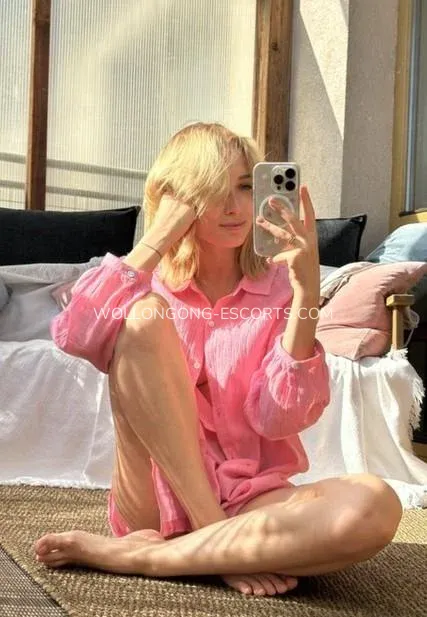 Wollongong escorts Lena — 1