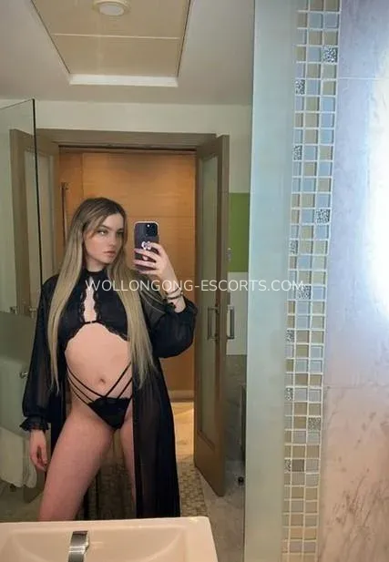 Wollongong escorts Lydia — 4