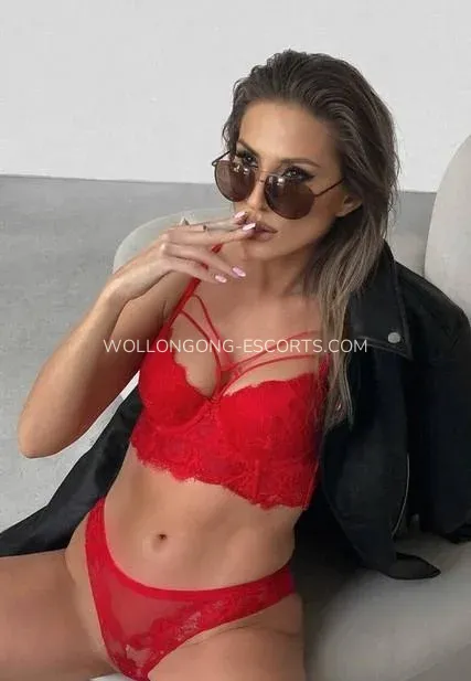 Wollongong escorts Mariah — 3