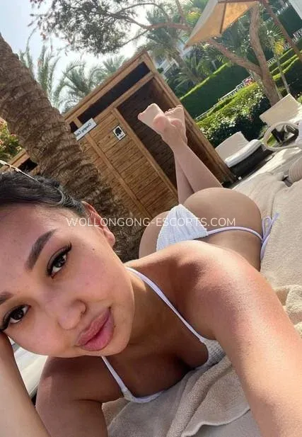 Wollongong escorts Ariana — 6