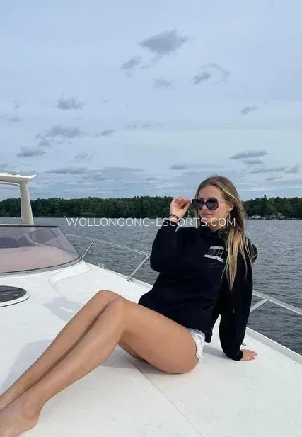 Wollongong escorts Berit — 4