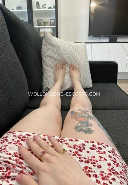 Wollongong escorts Valentina — 6