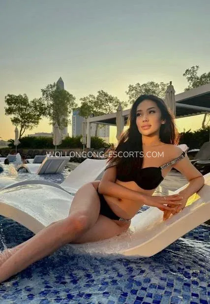 Wollongong escorts Caitlin — 6