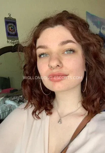 Wollongong escorts Ariana — 1