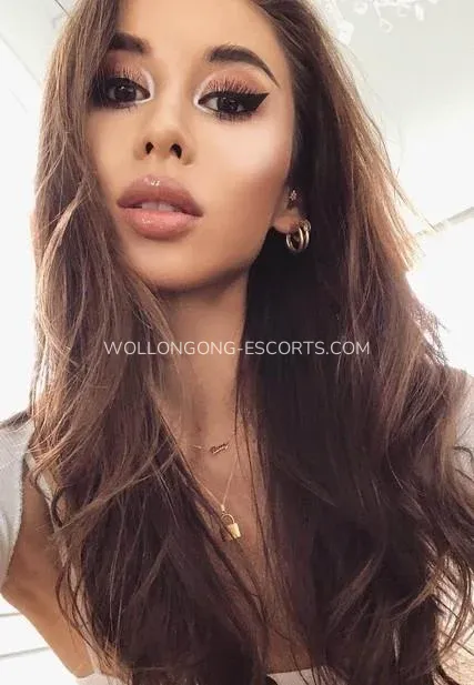 Wollongong escorts Brianna — 3