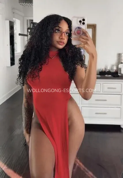 Wollongong escorts Riley — 6