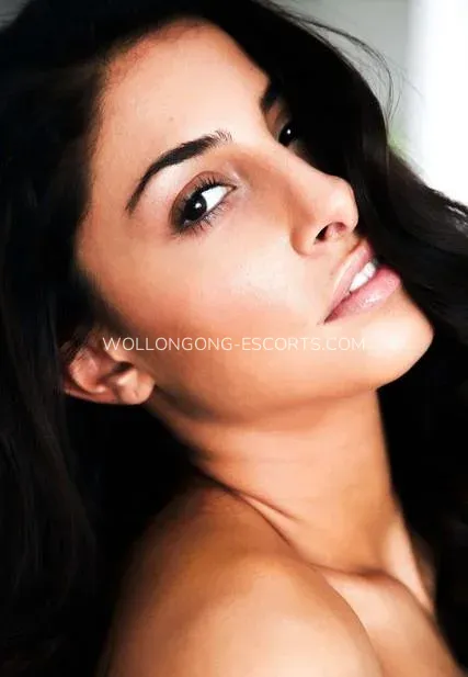 Wollongong escorts Nicole — 3