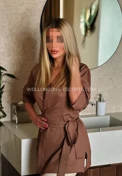 Wollongong escorts Viktoria — 4