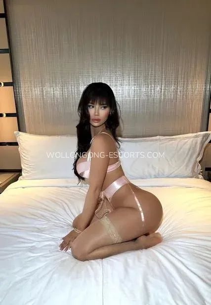 Wollongong escorts Nadia — 3