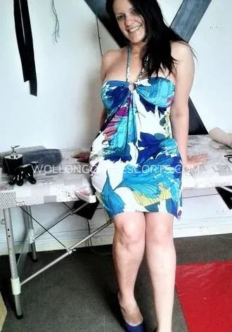 Wollongong escorts Melanie — 3