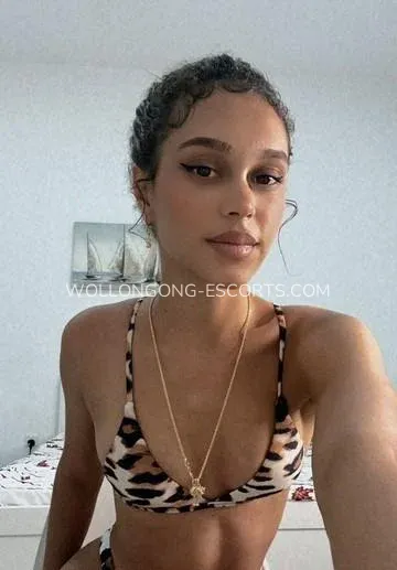 Wollongong escorts Lisa — 4