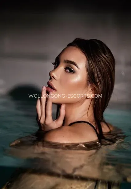 Wollongong escorts Erica — 9