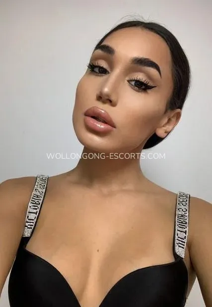 Wollongong escorts Olivia — 3
