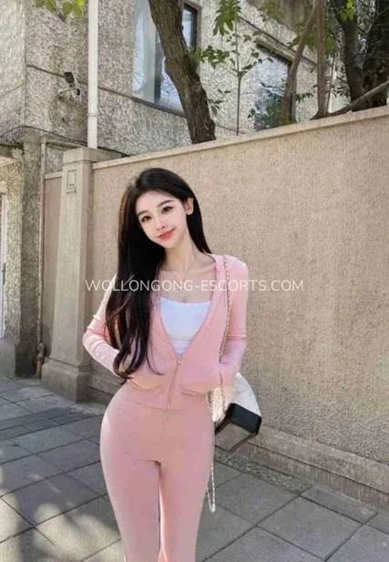 Wollongong escorts Erin — 3