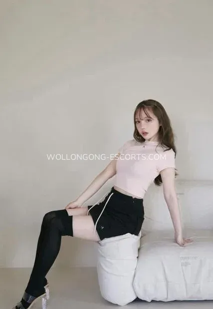 Wollongong escorts Caitlyn — 6