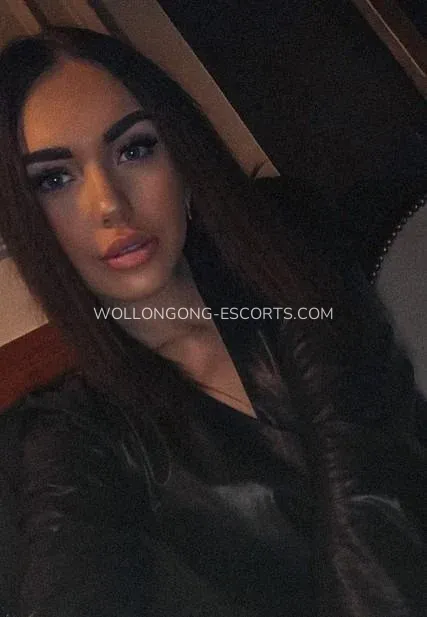 Wollongong escorts Justina — 10