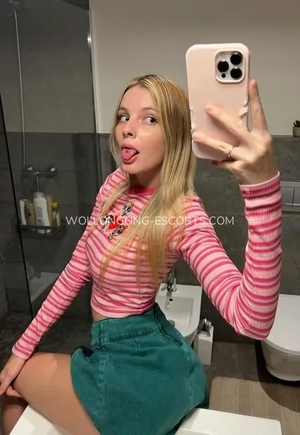 Wollongong escorts Reagan — 2