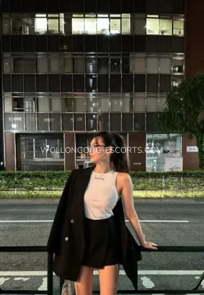 Wollongong escorts Agnes — 1