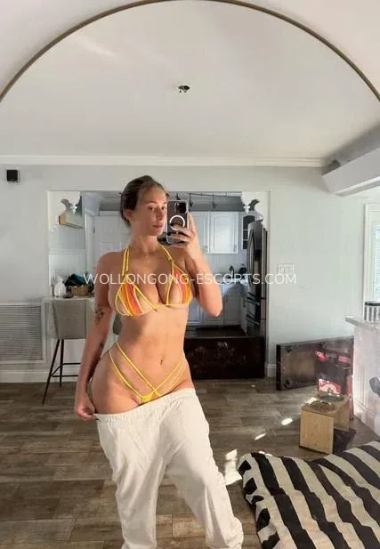 Wollongong escorts Madeline — 1