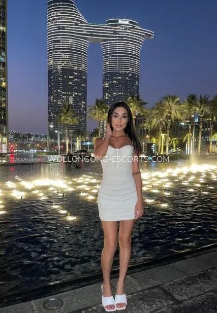 Wollongong escorts Olivia — 1