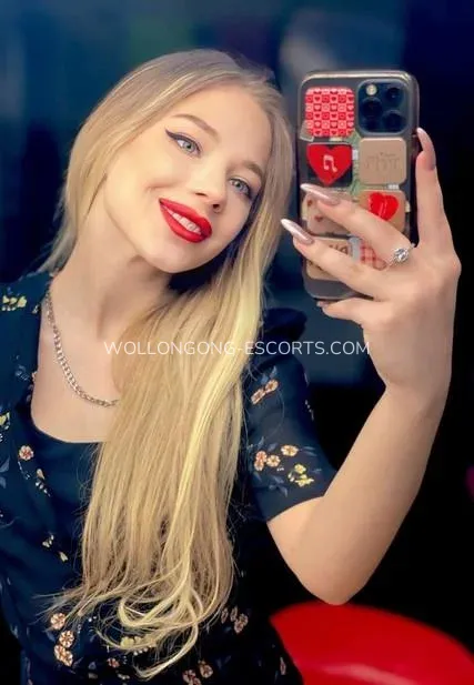 Wollongong escorts Summer — 7