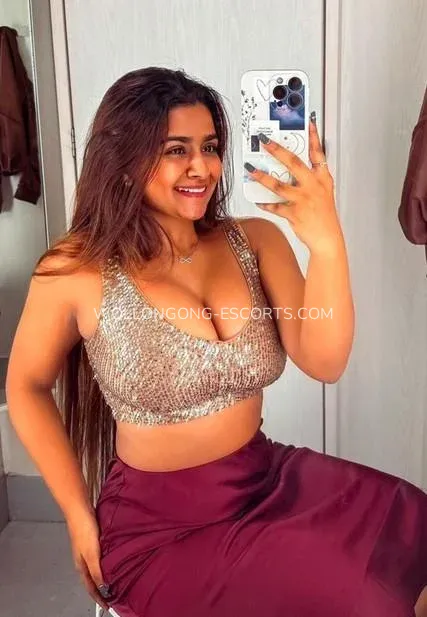 Wollongong escorts Bella — 4