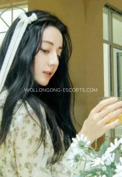 Wollongong escorts Josefin — 1