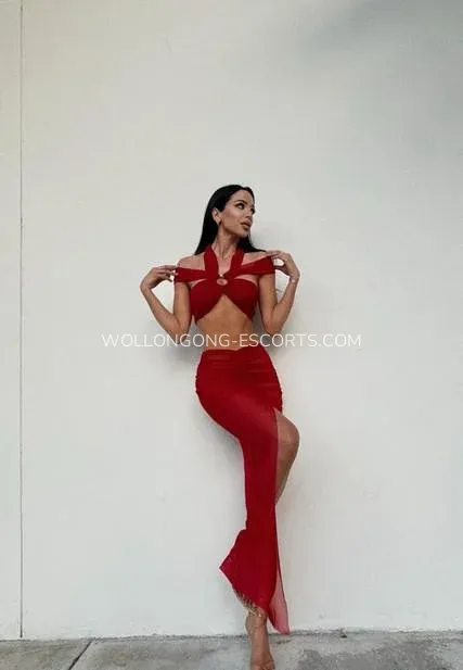 Wollongong escorts Ella — 3