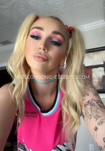 Wollongong escorts Karolina — 3