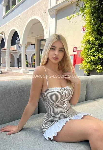 Wollongong escorts Angela — 5