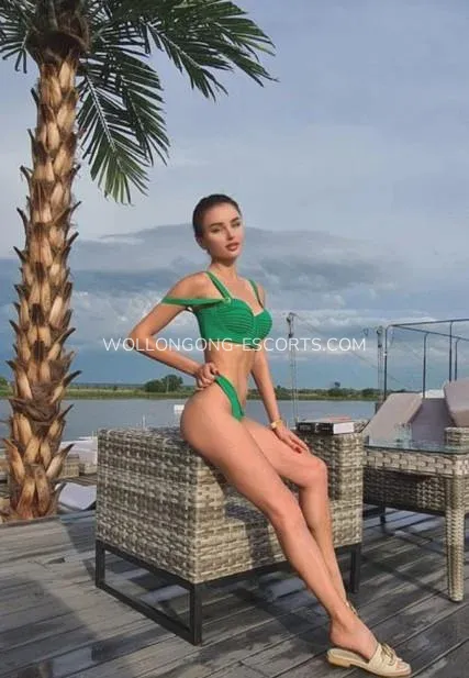 Wollongong escorts Serenity — 1