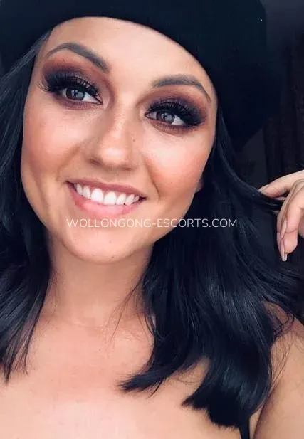 Wollongong escorts Isabelle — 3