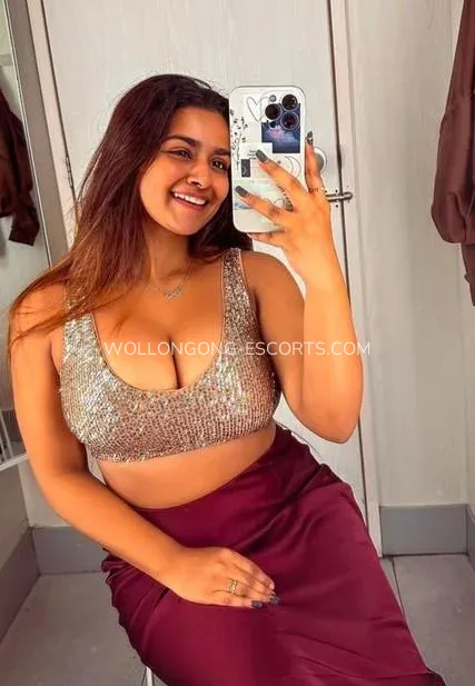 Wollongong escorts Bella — 1