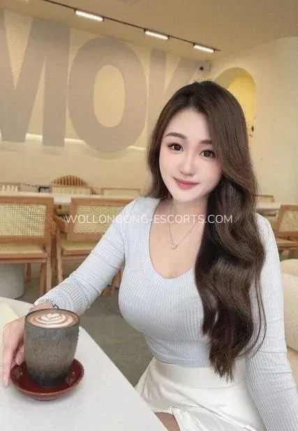 Wollongong escorts Amelia — 3