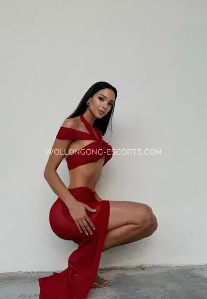Wollongong escorts Ella — 4