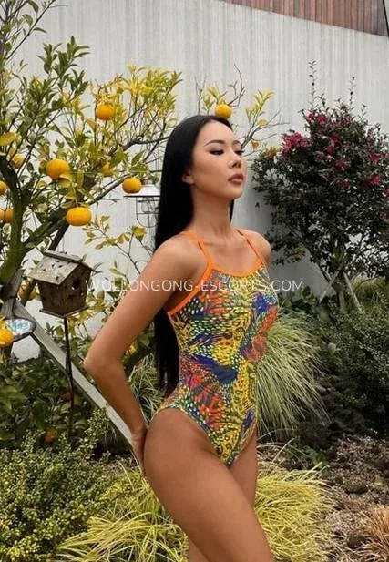 Wollongong escorts Elin — 9